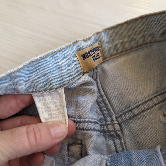 VINTAGE Northwest Blue faded light wash high rise tapered leg mom jeans - Picture 3 of 13